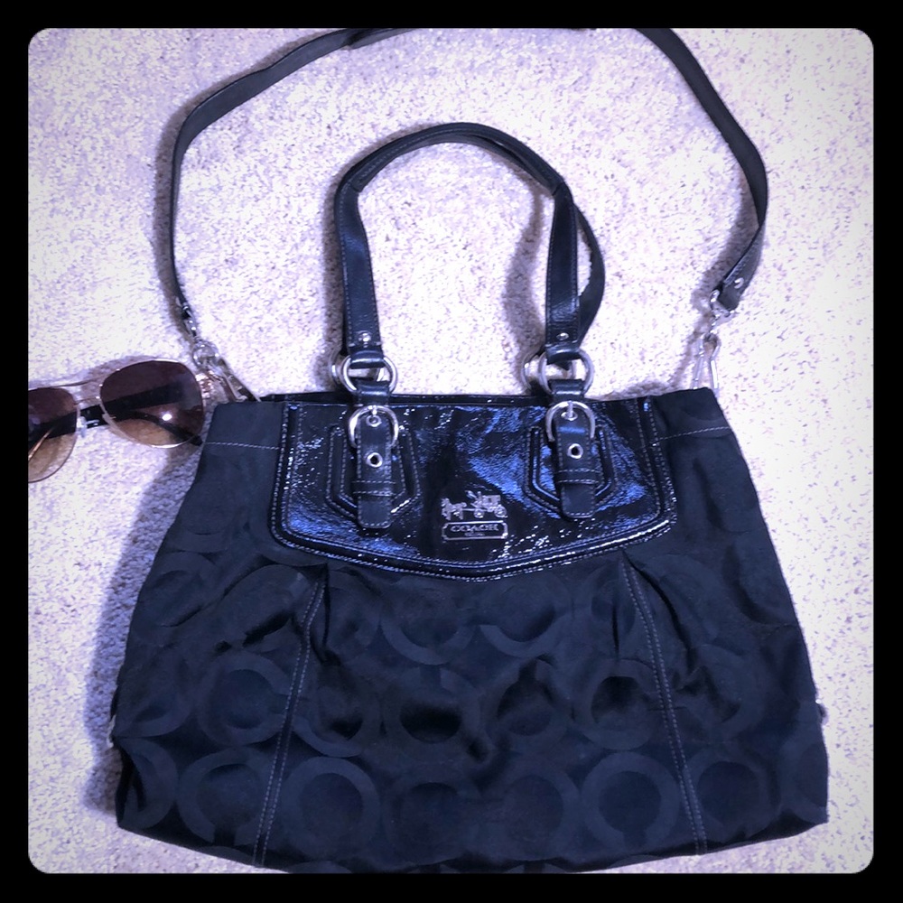 Patent leather and fabric med size Coach purse